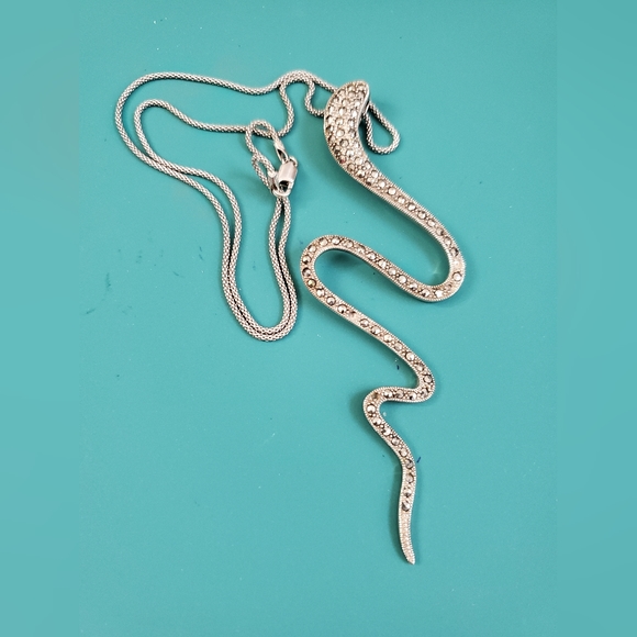 Sterling Silver 925 Snake / Serpent Marcasite Pendant Necklace - Picture 10 of 10